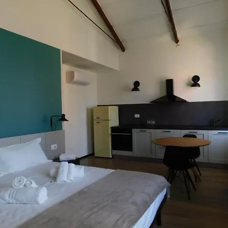 Piumaviola Beds & Aparthotel *