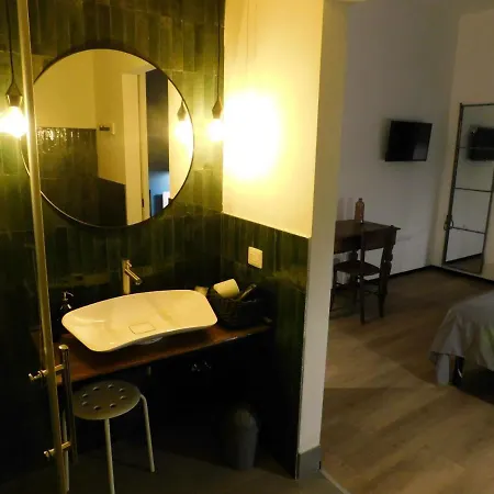 Piumaviola Beds & Aparthotel