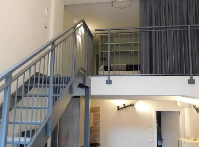 Piumaviola Beds & 4* Parma