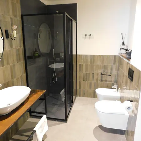 Piumaviola Beds & 4* Парма