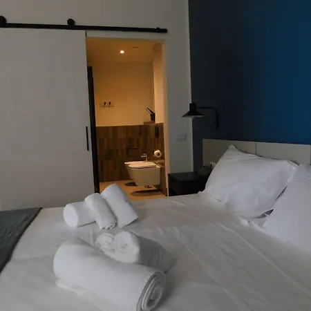 Hotel apartamentowy Piumaviola Beds & 4*
