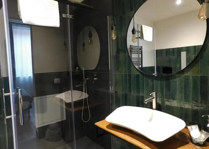 Piumaviola Beds & 4*