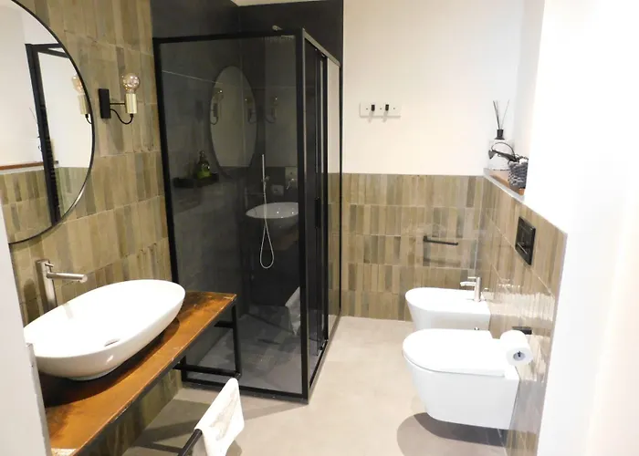 Piumaviola Beds & 4* Parma